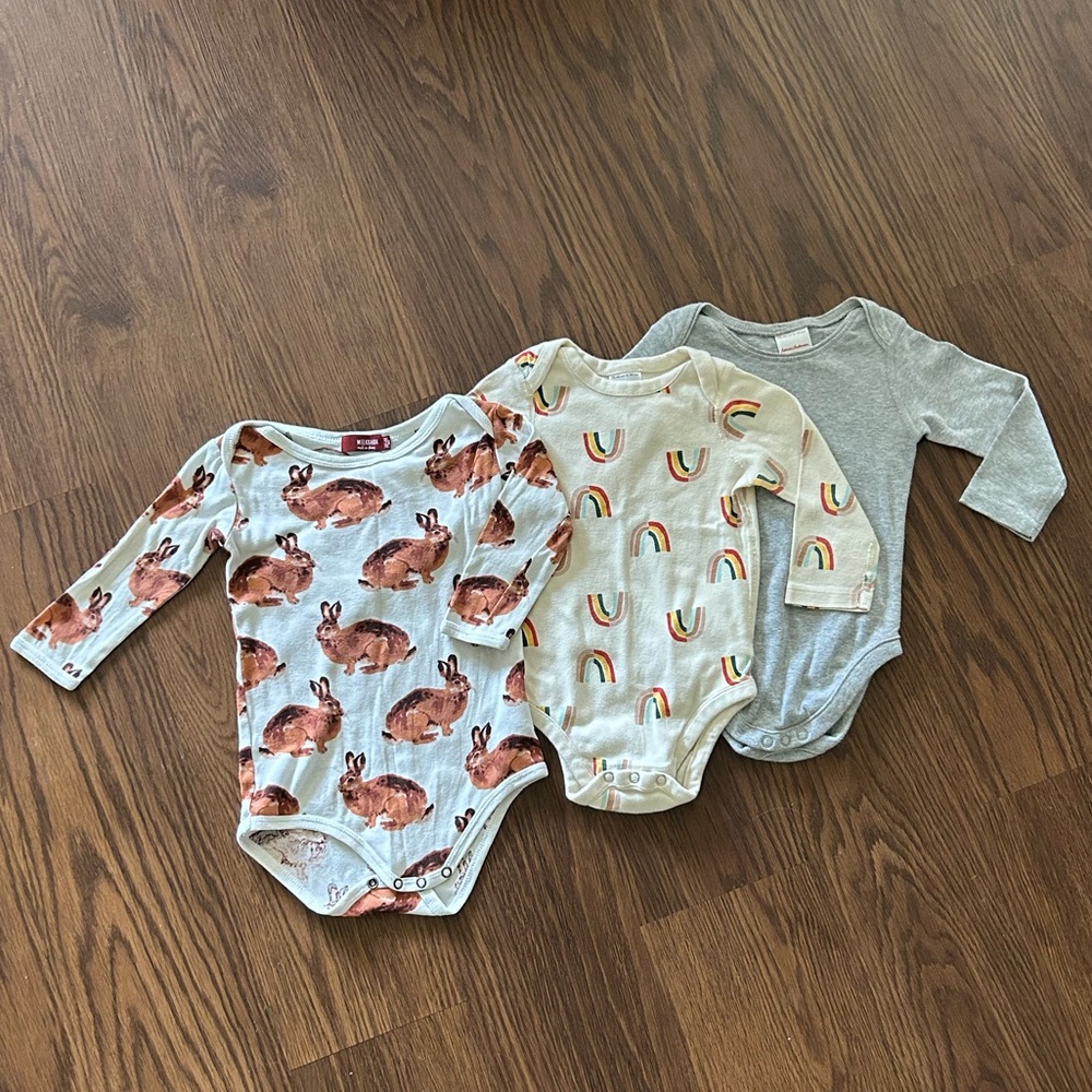 12-18M Onesies - Milkbarn & Hanna Andersson